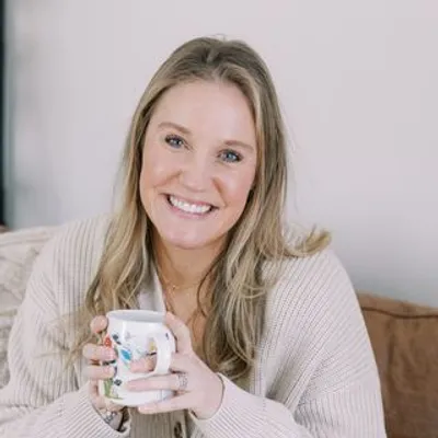 Abby Swandal, LMFT, Licensed Marriage and Family Therapist in Wayzata, MN — therapist at ThriveTalk