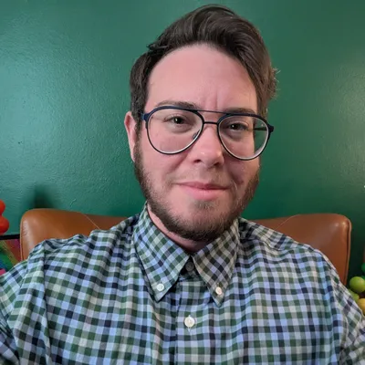 Dr. Ari Kramer