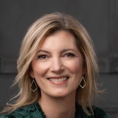 Dr. Tish Holub Taylor, PhD, Clinical Psychologist in Leawood, KS — therapist at ThriveTalk