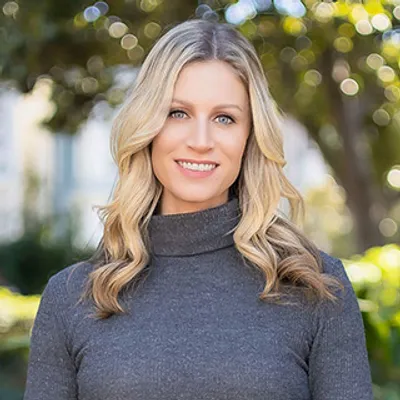 Julia Lehrman, LCSW, RYT, Licensed Clinical Social Worker in San Francisco, CA — therapist at ThriveTalk